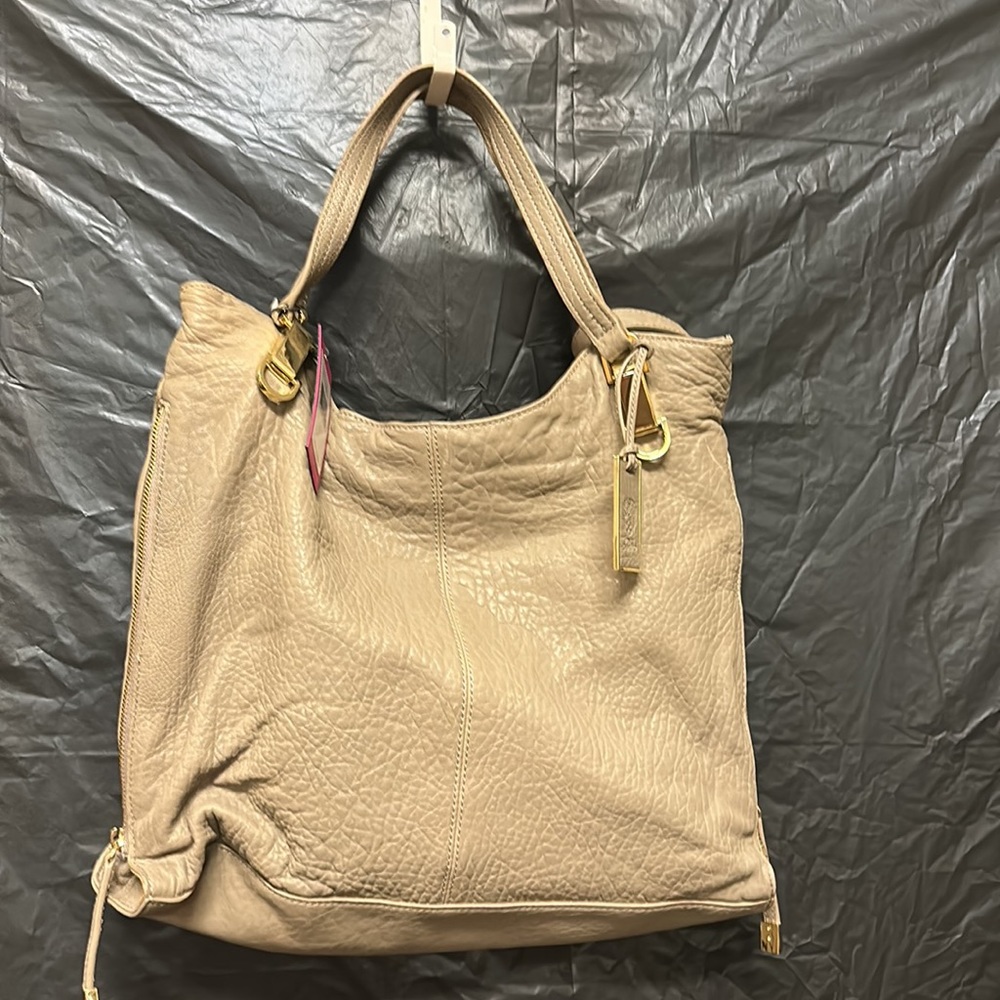 Vince Camuto purse - Picture 4 of 4